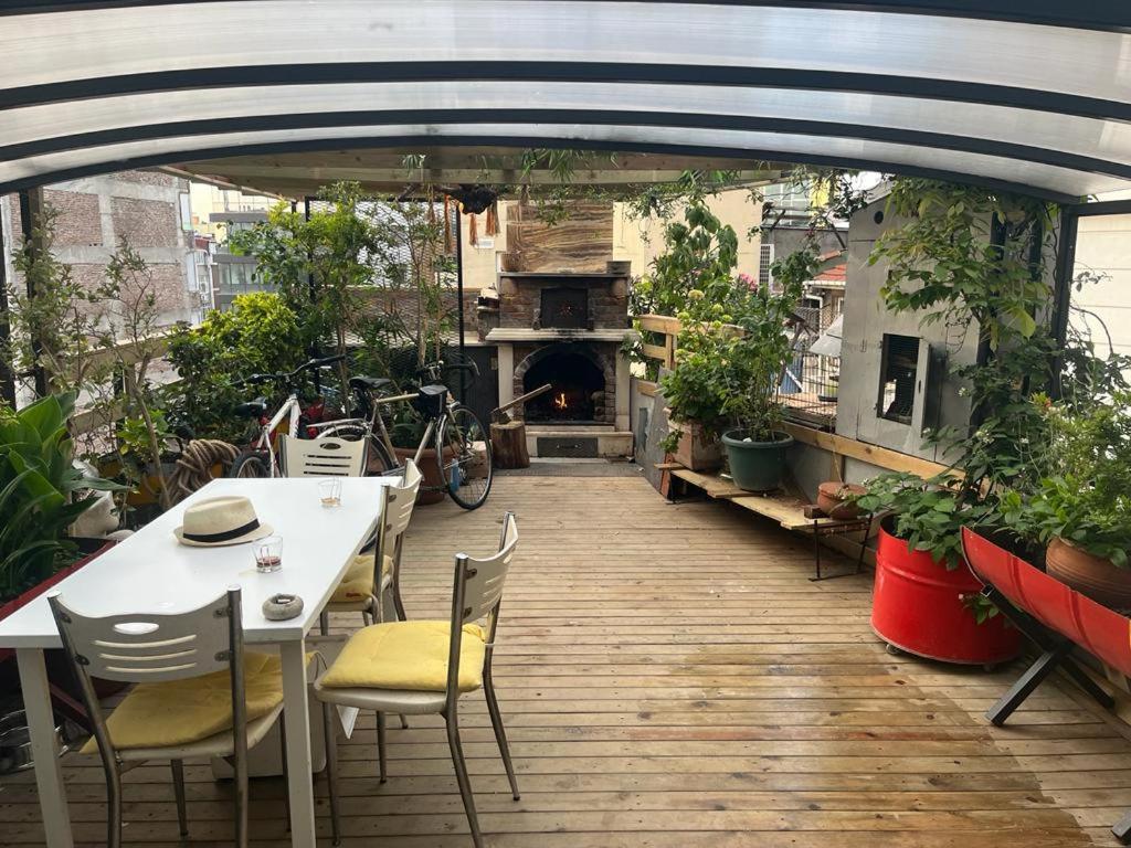 Central Apartment Kadikoy Terrace Bbq Close 2 Block Ferry Bull Metro Nighlife Istanbul Eksteriør bilde